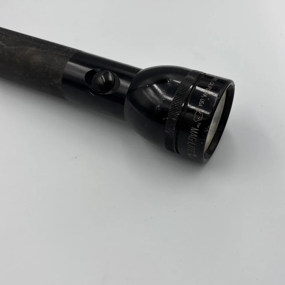 Vintage Maglite Flashlight 4D Cell Battery, Black 15